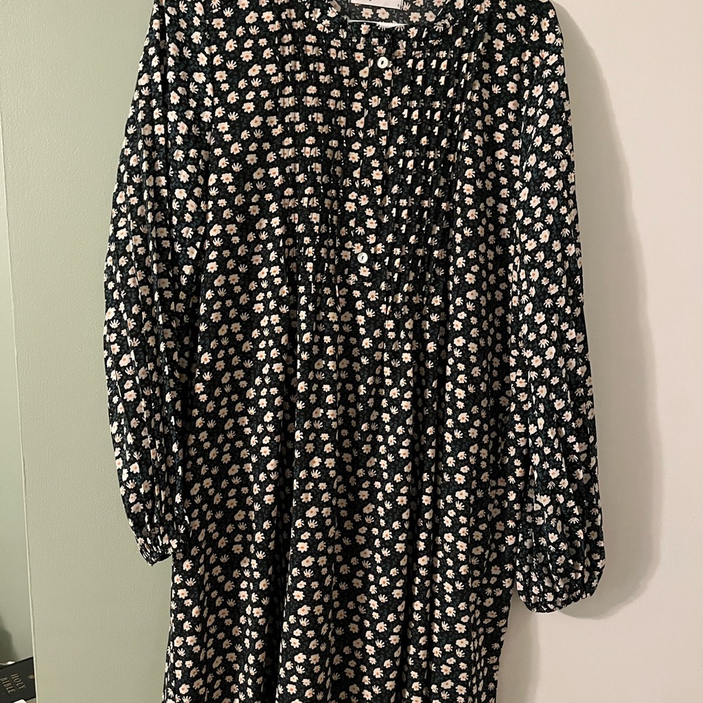 Carly Jean Los Angeles Dress